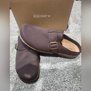 Earth Womens Slip-On Mule in Dark Brown with Buckle Size 11 New